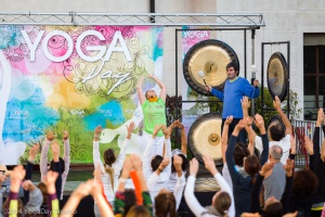 YogaDay-TV_2014-5520web.jpg