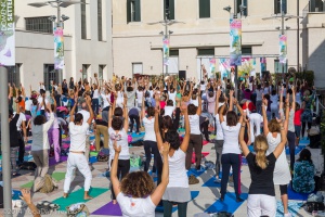 YogaDay-TV_2014-5654web.jpg