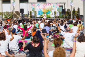 YogaDay-TV_2014-5838web.jpg