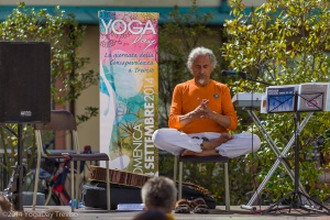 YogaDay-TV_2014-5921web.jpg