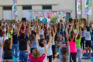 YogaDay-TV_2014-5984web.jpg