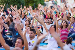 YogaDay-TV_2014-6038web.jpg